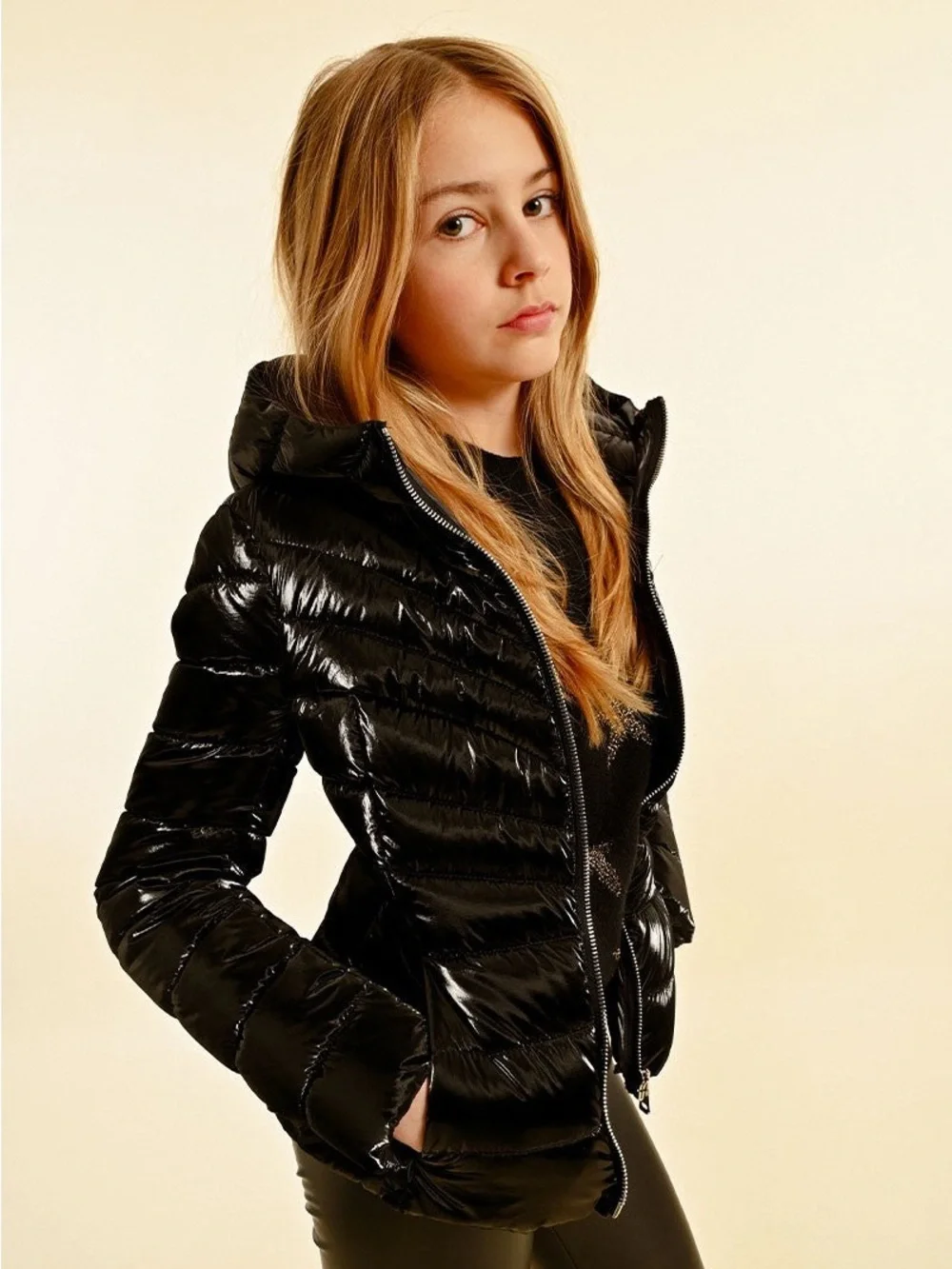 NEW Molly Bracken Girls Short Iridescent Down Jacket Black Size 8 Zipper Pockets